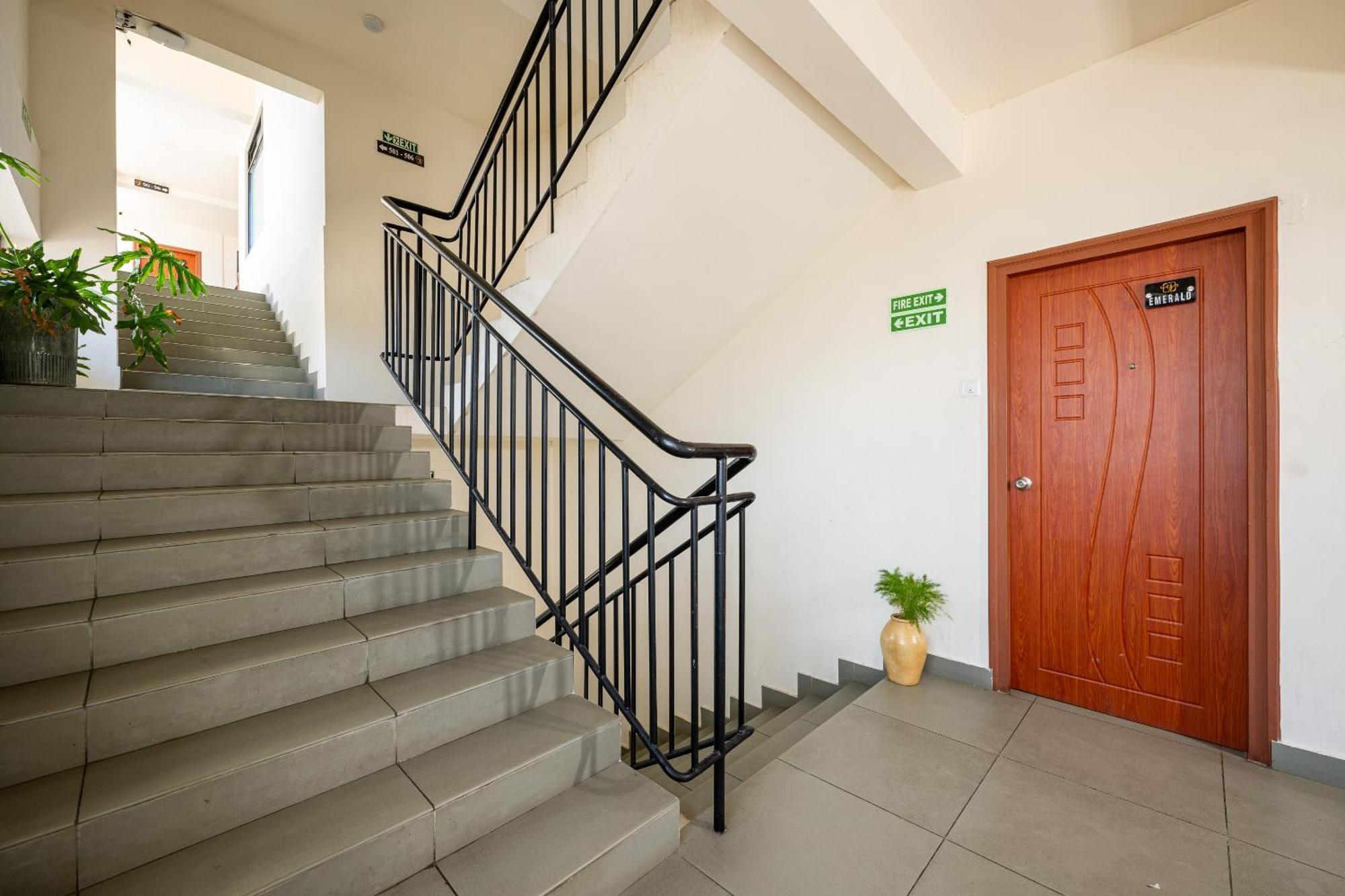 Cj Grande By Jesway Hotels & Resorts Kochi Dış mekan fotoğraf