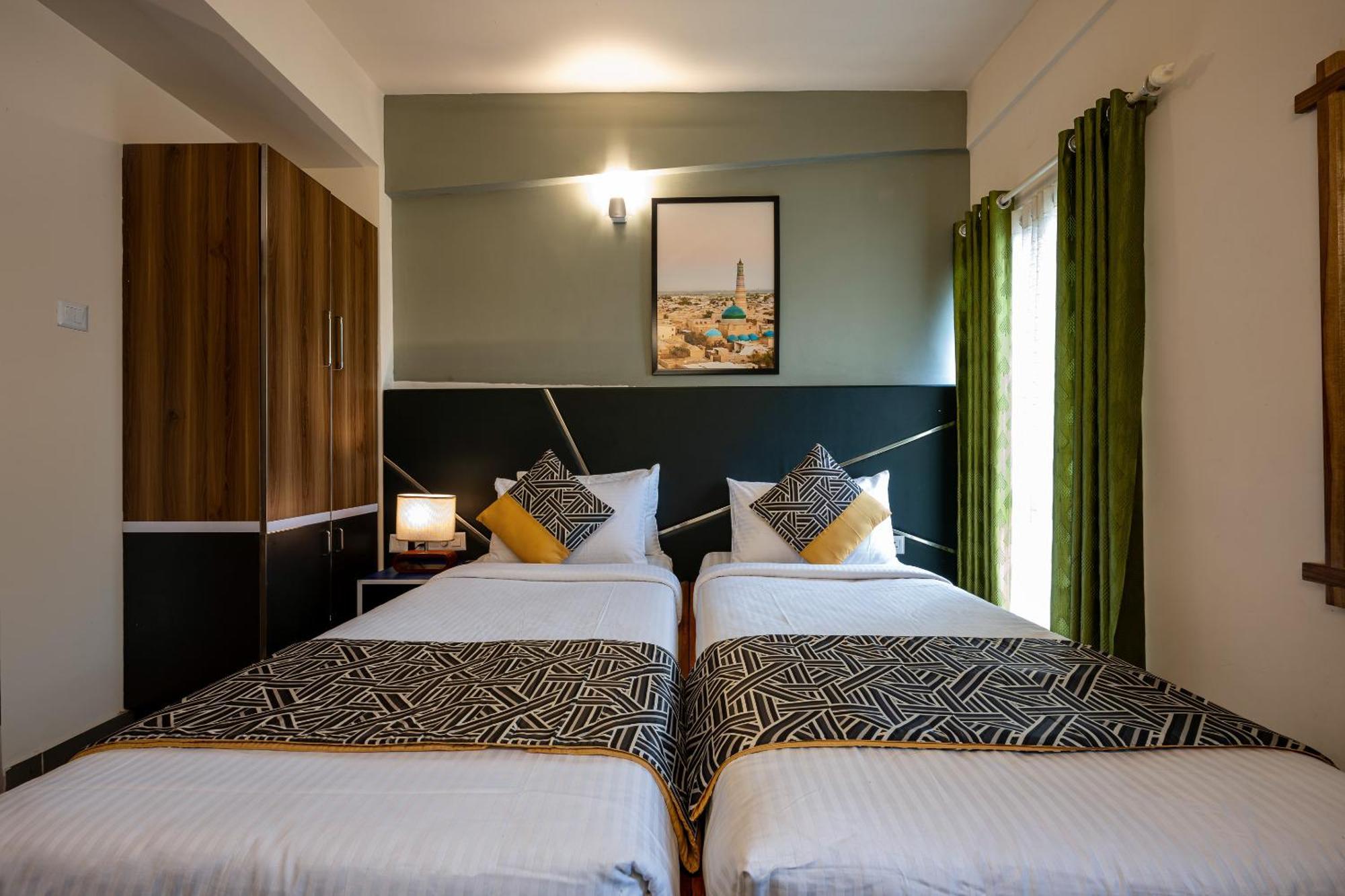 Cj Grande By Jesway Hotels & Resorts Kochi Dış mekan fotoğraf